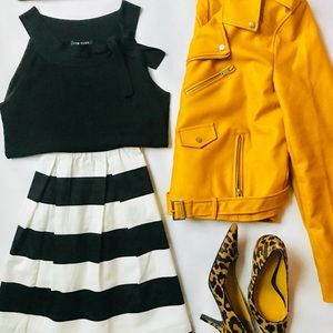 🌼Forever 21 Black & White Stripe Skirt